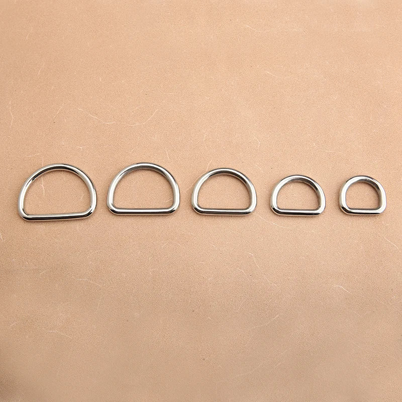 Bag Buckle Solid Brass Horseshoe Key Chain Ring Holder D Shape Car Keychain U Button D-Type Buckle Metal Hardware Accessories