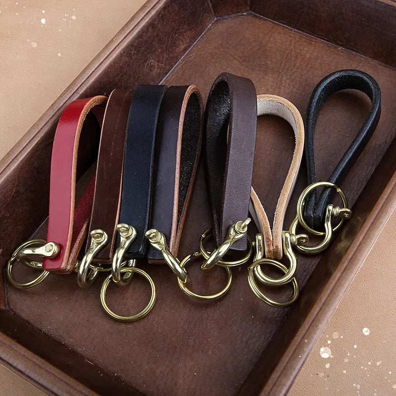 Handmade Genuine Leather Keychain Solid Brass For Men and Women Car Keychain Wallet Pocket Waist Holder Keyrings